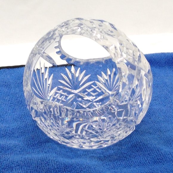 Crystal Clear Industries Bride's Basket Vintage Hand Cut 24% Lead Crystal EUC - Picture 4 of 9